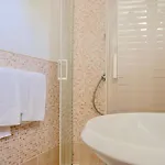 In With Swimming Pool In Aparthotel 3*