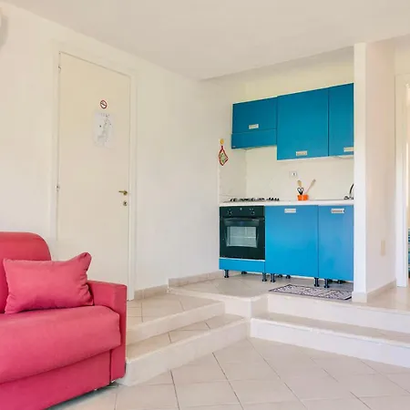 Ξενοδοχείο με διαμερίσματα In With Swimming Pool In 3*