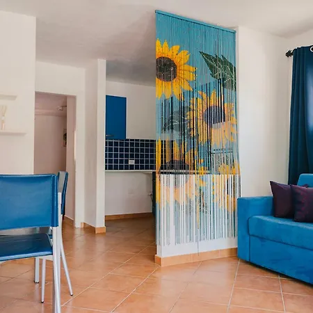 In With Swimming Pool In Ξενοδοχείο με διαμερίσματα Porto Rotondo