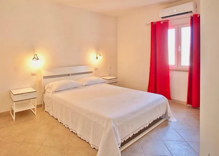 Aparthotel In With Swimming Pool In