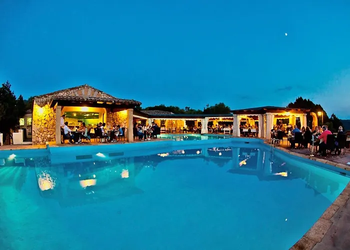In With Swimming Pool In Aparthotel Porto Rotondo