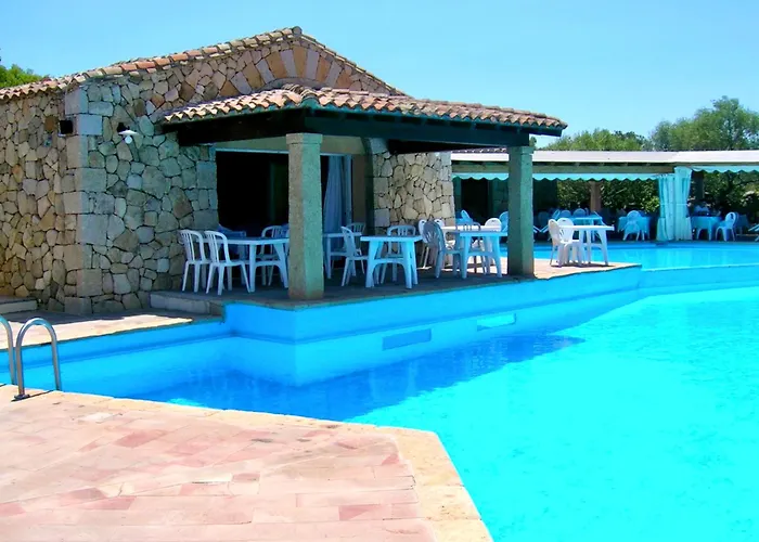 Aparthotel In With Swimming Pool In