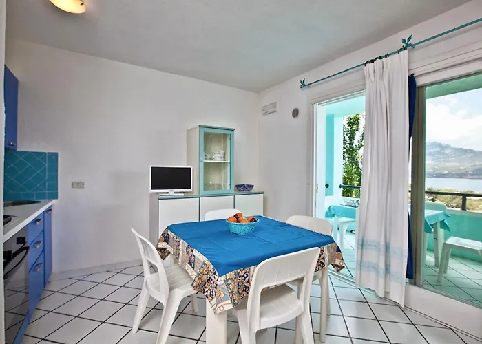 In With Swimming Pool In Aparthotel Porto Rotondo